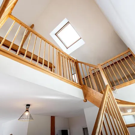 Villa Le Repaire Du Faon-4 Etoiles-12 Pers-filet Mezzanine-lit *